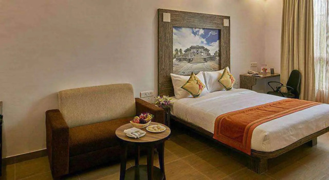 Номер Executive Regenta Inn