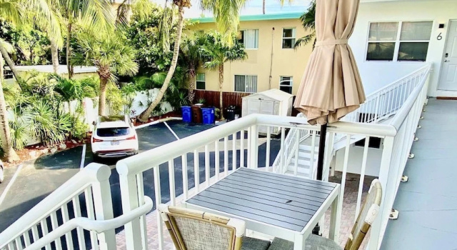 Коттедж Southwinds 10 for 2 Steps to Beach Boardwalk