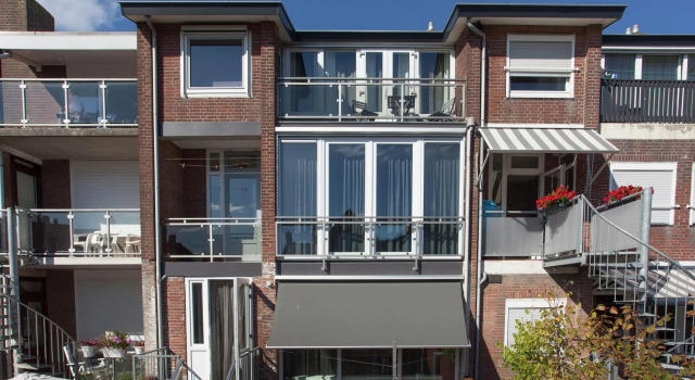 Cozy Apartment in Katwijk with Balcony