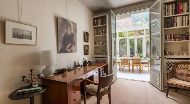 Veeve - Charming Townhouse near Parc Montsouris, Забронировать Отель 14-й округ: Монпарнас Париж, рядом с Катакомбы Парижа