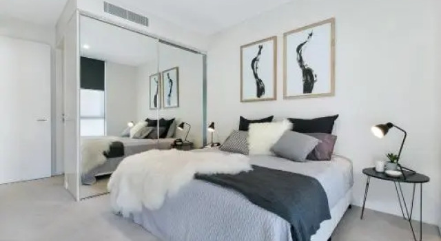 St Leonards Self-Contained Two-Bedroom Apartment (803NOR), Забронировать Апартаменты/квартира Сейнт-Леонардс Сидней, рядом с Кампус в Сент-Леонардсе Северного Сиднейского института