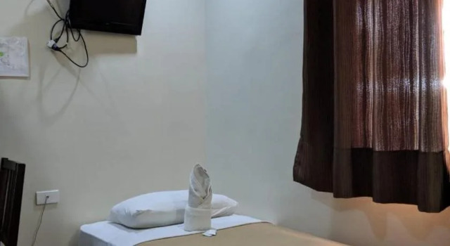 The Sonly Suites and Restaurant, Rezerwuj Hotel Hotele w General Santos z parkingiem, Parking