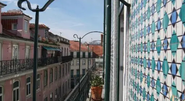 Flora Baixa Apartments, Забронировать Апартаменты/квартира Санта-Мария-Майор Лиссабон, рядом с Money Museum