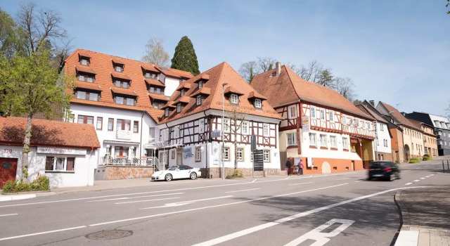 Hotel Bär, Reserva ahora Hotel Sinsheim Baden-Wurtemberg