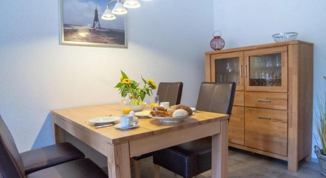 Strandhaus-Nordseebrandung-Fewo-B1-3, Забронировать Отель Заленбург Куксхафен, рядом с Открытый бассейн Заленбурга