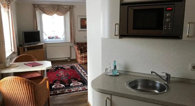 Апартаменты Hotel Hessischer Hof