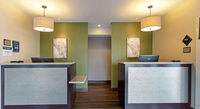 Best Western Plus Inn At The Vines