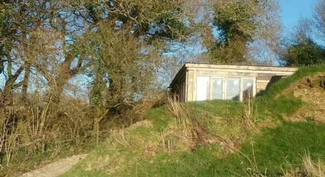 FoxesDen, Unique Eco Cabin, Dartmoor views, Book Hotel Hoteller i Dartmoor med pool, Swimmingpool