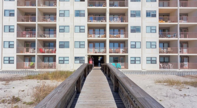 Island Shores Condos by Meyer VR