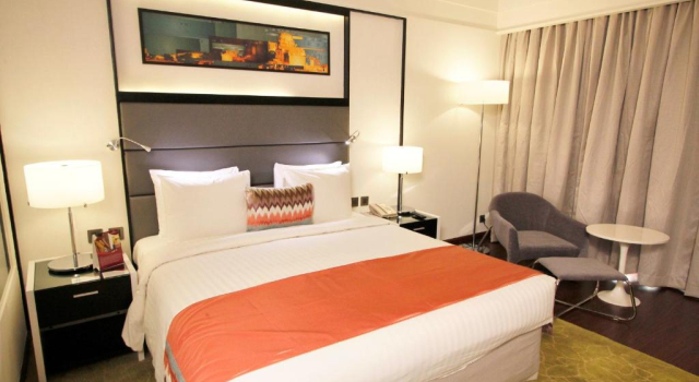 Двухместный клубный номер Standard Crowne Plaza Pune City Centre by IHG