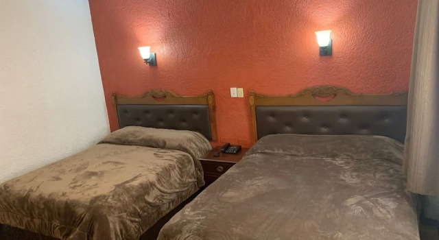 Hotel Los Arcos, Rezervovat Hotel Hotely v Chihuahua s parkováním, Parkování