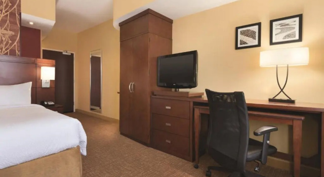 Номер Standard Courtyard by Marriott Salisbury
