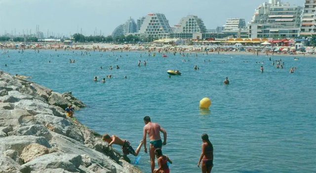 Cap Vacances L'ensoleihade, Забронировать Отель Отели Ла-Гранд-Мот 3 звезды, рядом с Туристический офис Ла Гранд-Мот, 3*