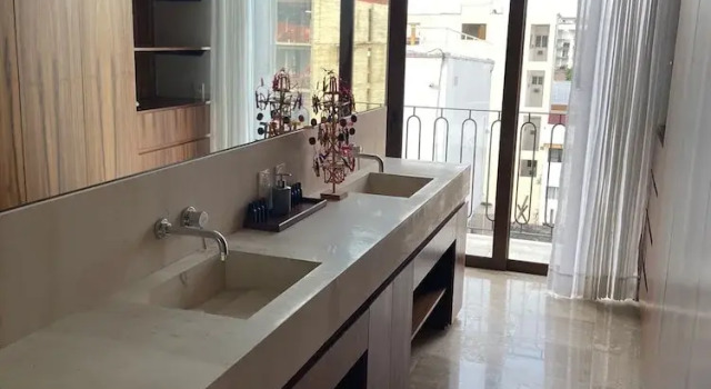 Номер Deluxe Francisca Luxury Suites