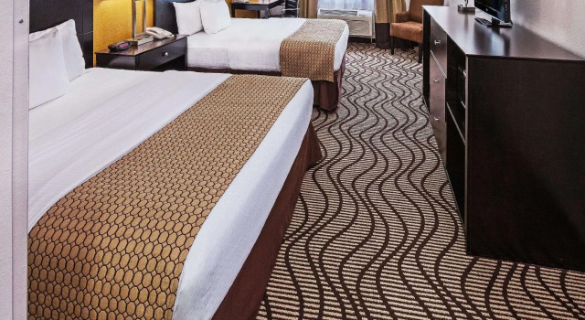 Четырёхместный номер Standard La Quinta Inn & Suites by Wyndham Pasadena