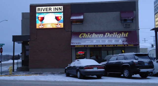 River Inn, Rezervovat Hotel Nipawin Saskatchewan