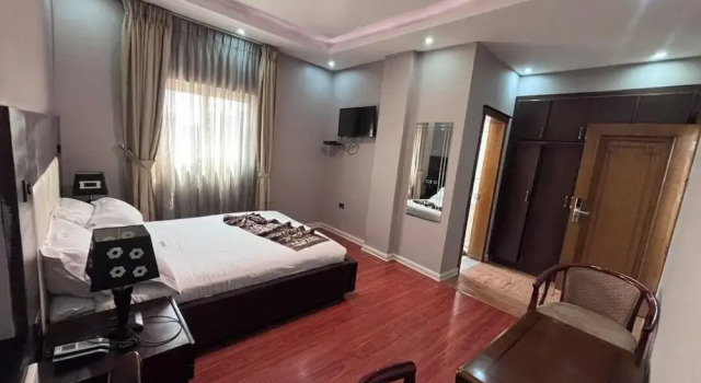 Afro legacy hotel, Забронировать Отель Отели Lideta с парковкой, Парковка