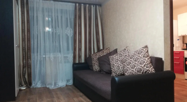 Apartments on 36 Lezhnevskaya street, Rezervovat Apartmán Hotely v Ivanovo s parkováním, Parkování
