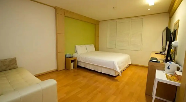 Standard dublă cameră Orange Hotel