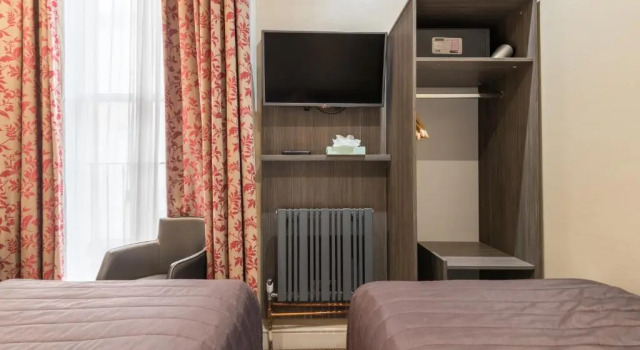 Двухместный номер Standard Brunel Hotel