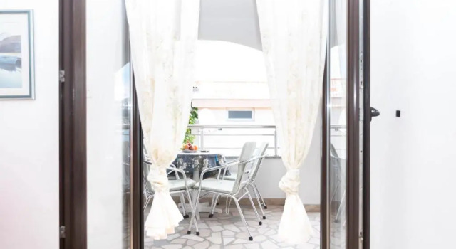 Апартаменты с балконом Apartments Salis