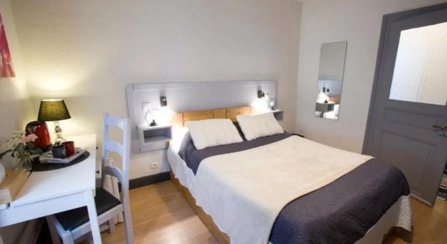Номер Standard Chambres Chez Laurence