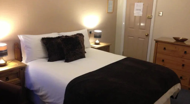 Kingsholm, Varaa Hotelli Torquay Devon