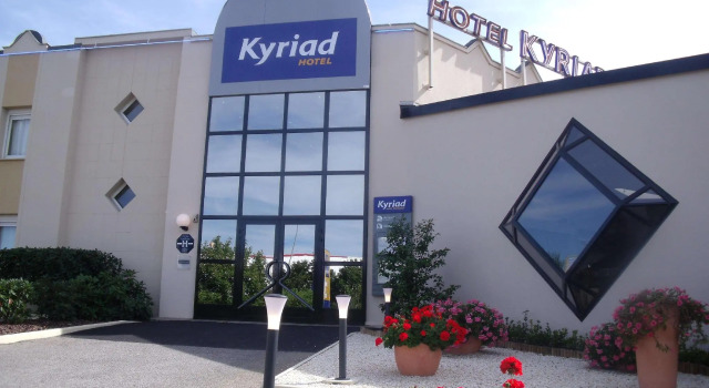 Кровать в общем номере Kyriad Limoges Sud - Feytiat
