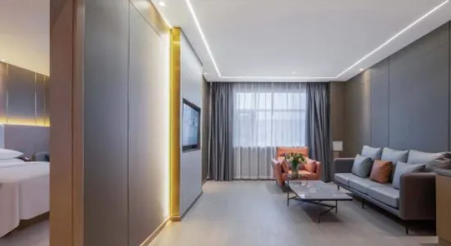 Люкс Deluxe Longkou Jincheng Hotel (Longji Road)