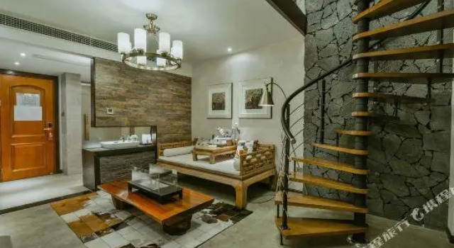 Cliff Hotel, Book Hotel Hotels in Tongren with a Pool, Swimming Pool