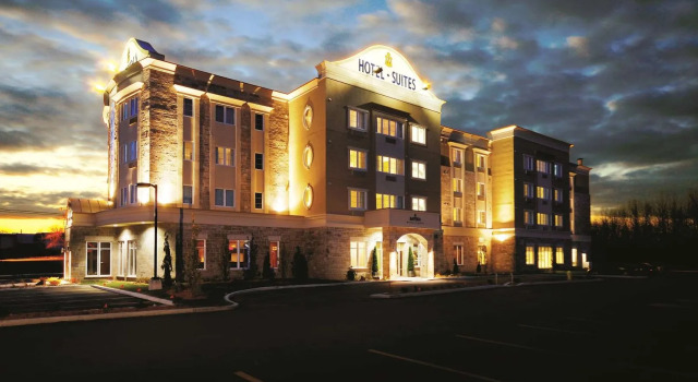 Imperia Hotel and Suites