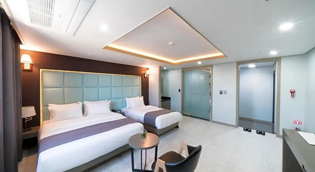 Двухместный люкс Incheon Airport Legend Hotel