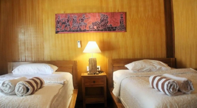 Aldi's Bungalow, Boek Bed and Breakfast Hotels in Lombok met parkeren, Parkeren