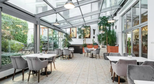 Hotel Troja