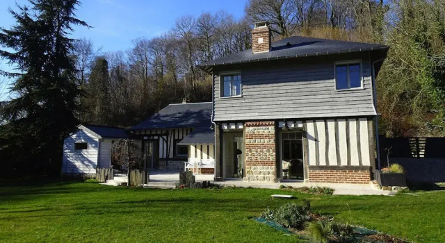 Коттедж House in Normandy With Sauna & Coastal Charm