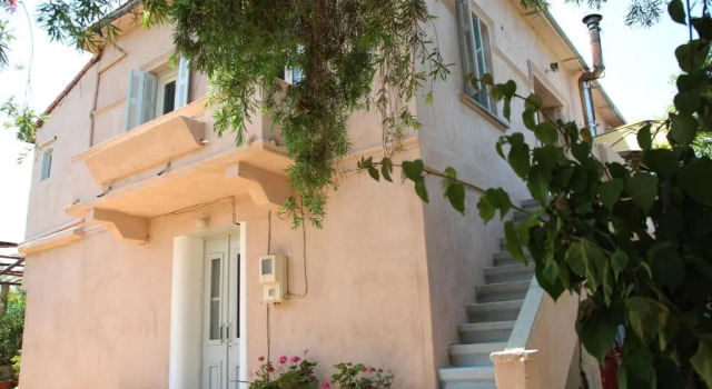 house in the village near the sea, Забронировать Апартаменты/квартира Апартаменты Малеме, Апартаменты/квартира