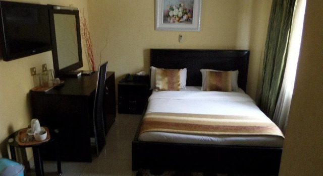 Command Guest House, Book Guesthouse Apapa 