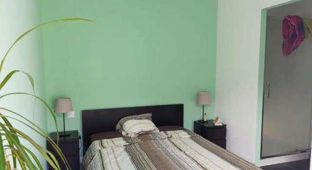 Résidence des trois pins, Rezervasyon Otel Plomeur otoparklı oteller, Otopark