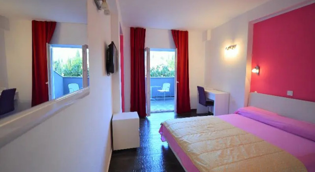 Двухместный номер Standard с балконом Villa Avantgarde