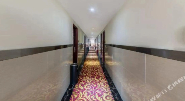 Yimi Inn Dongpu Metro Station Branch, Boek Hotel Hotels in Guangdong met parkeren, Parkeren
