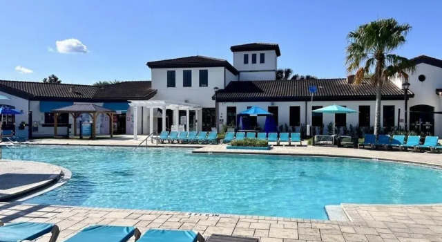 Коттедж Gorgeous 4Bd TH Pool Windsor at Westside-2018WW