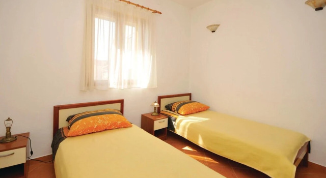 Stunning Home in Kastel Stari With Wifi and 1 Bedrooms, Book Hotel Kastel Stari Kaštela