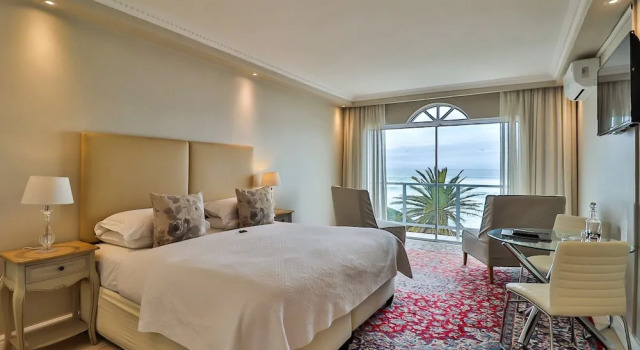 Номер Luxury с балконом и с видом на океан Hermanus Beachfront Lodge