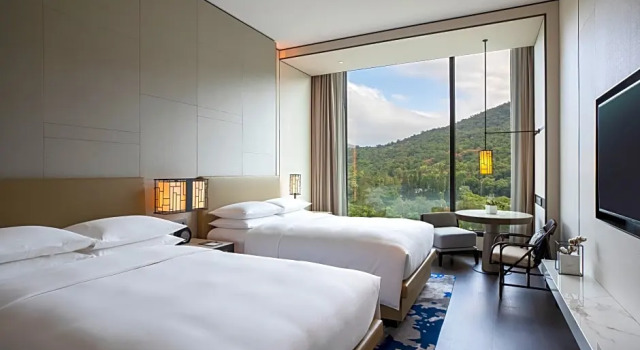 Номер Premier Renaissance Taipei Shihlin Hotel