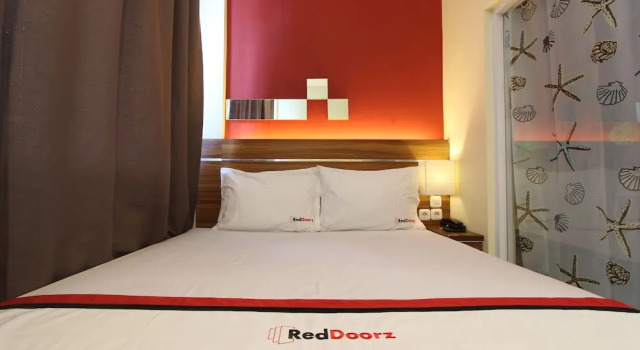 RedDoorz @ Candi Sambisari, Rezervovat Hotel 3hvězdičkové hotely v Yogyakarta Province, 3*