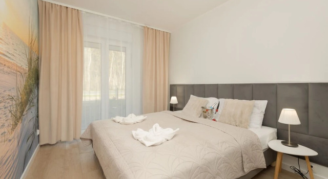 Apartment Jasna by Renters, Rezerwuj Apartament Hotele w Wolin Island z parkingiem, Parking