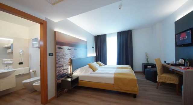 Ambassador Suite Hotel
