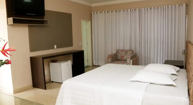 Hotel Pousada, Rezervasyon Otel Vazante Brezilya