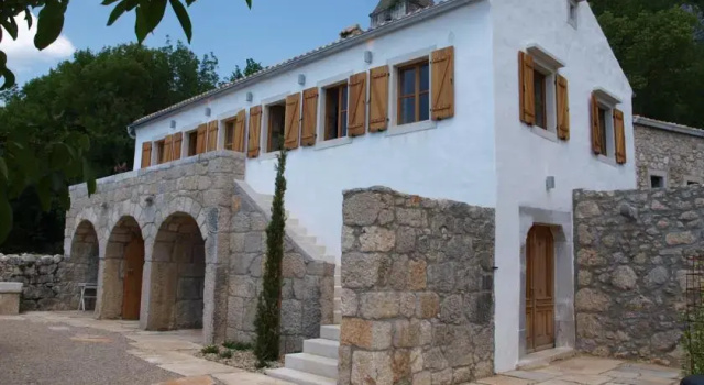 Haus Kamen, Забронировать Отель Бласковичи 