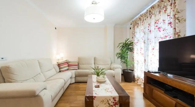 Apartamento Good Holidays, Забронировать Апартаменты/квартира Отели Лас-Пальмас-де-Гран-Канария с парковкой, рядом с Музей науки и техники, Парковка